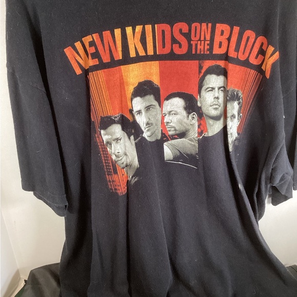 New Kids on the Block Concert T-Shirt 2008 Size Extra Large - Picture 2 of 4